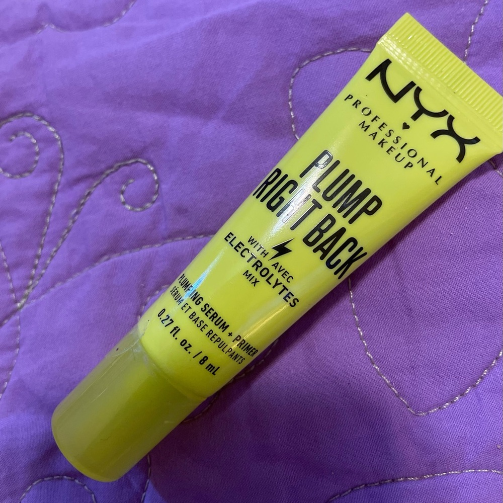 NYX PLUMP RIGHT BACK PLUMPING SERUM
